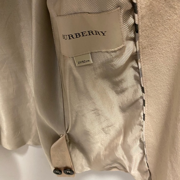 Burberry coat for girls size 2 ( 1-2 yrs old) - Picture 2 of 5